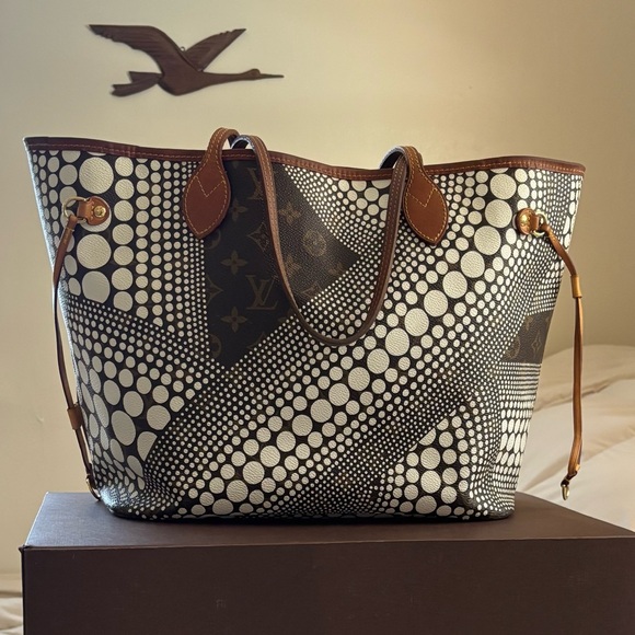 Louis Vuitton Handbags - Louis Vuitton Yayoi Kusama Limited Neverfull Waves Dot Brown White Monogram Tote